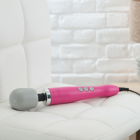 240v Premium Wand Massager